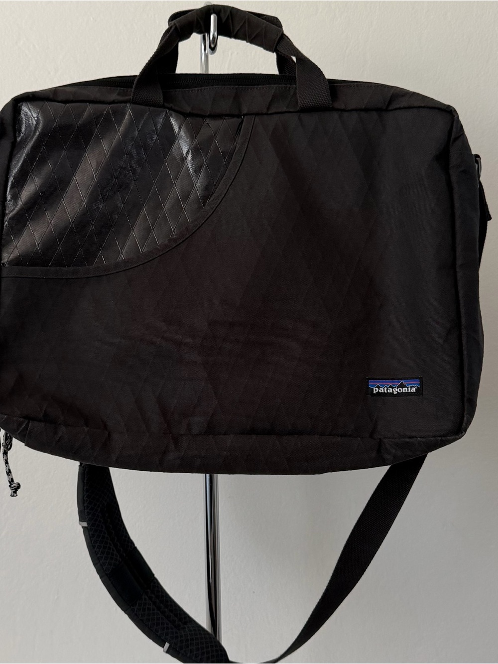 Patagonia Stand-Up Pack 18L Black 3-Way Backpack